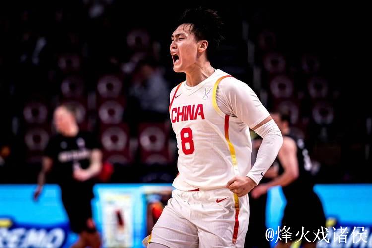 亚洲杯-赵睿砍24+6 中国男篮五人得分上双晋级决赛